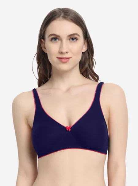 Double layered full coverage bra with scallop edging