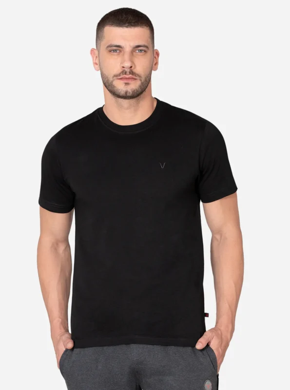 Modern fit round neck T-shirt Black